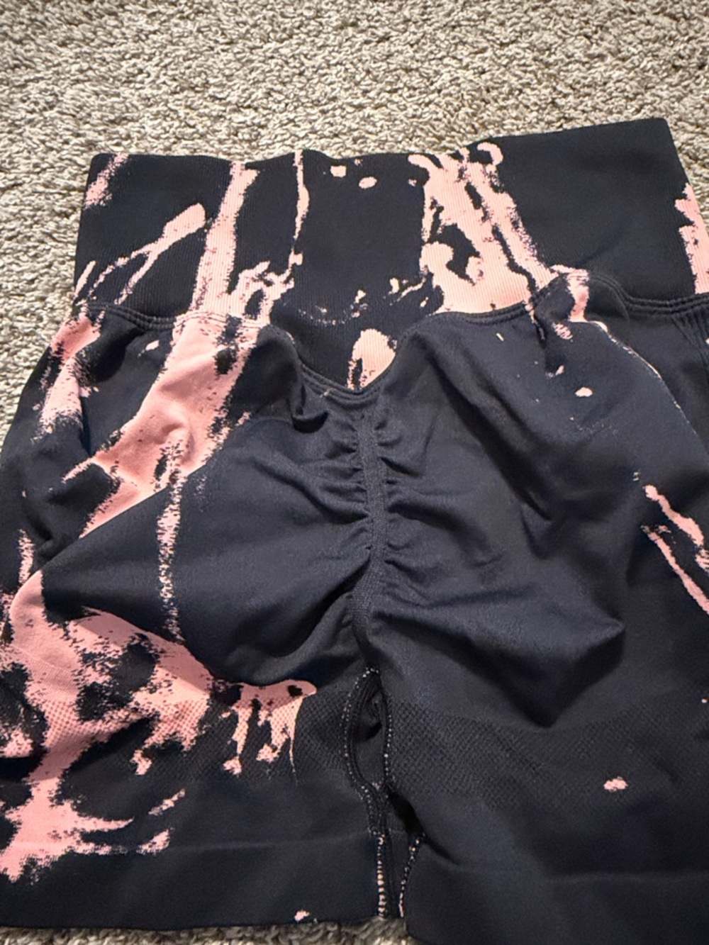 Kill Crew Women’s Seamless Black & Rose Splatter Biker Shorts Medium - Picture 7 of 7